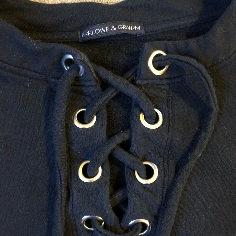 Lace up black sweatshirt - Picture 4 of 6